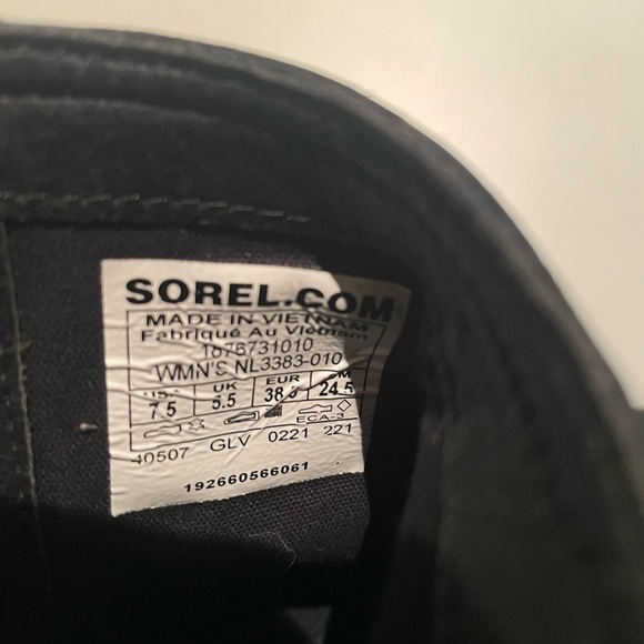 Sorel Black Ankle Boots - Picture 8 of 9